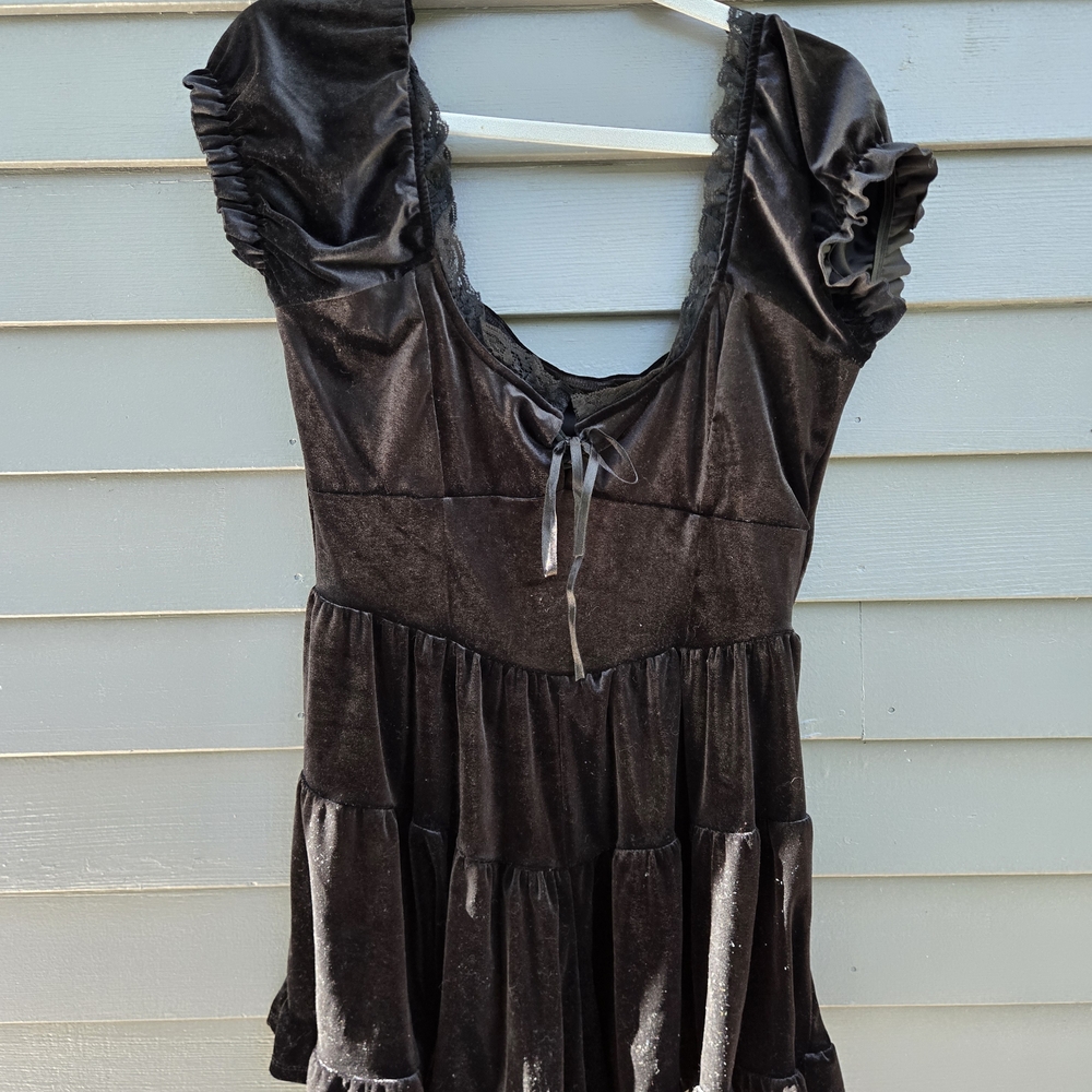 Elegant Black Velvet Dress